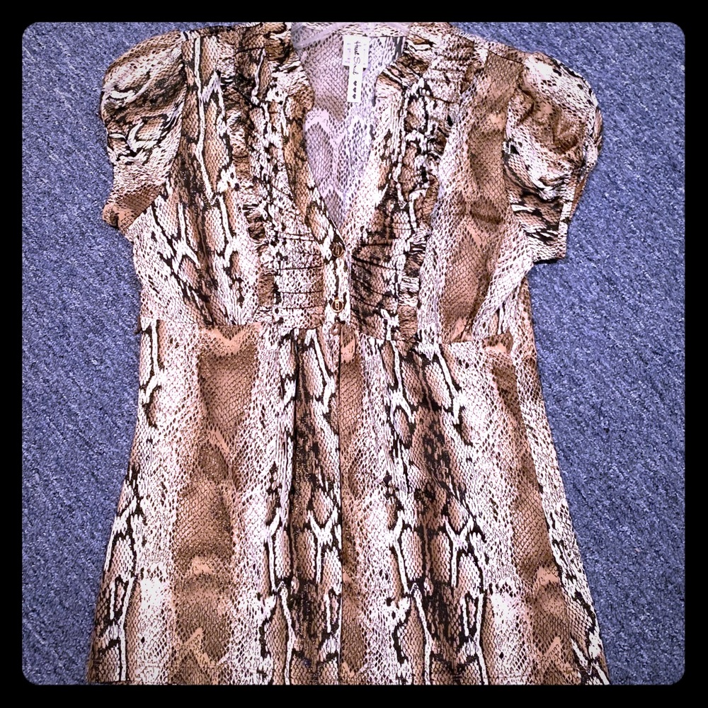 Snakeskin colored top